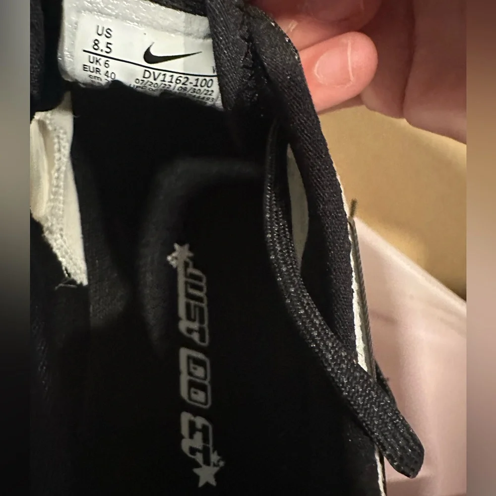 Nike Zoom SuperRep 4NN Black and White Women’s Running Shoes - Picture 3 of 7